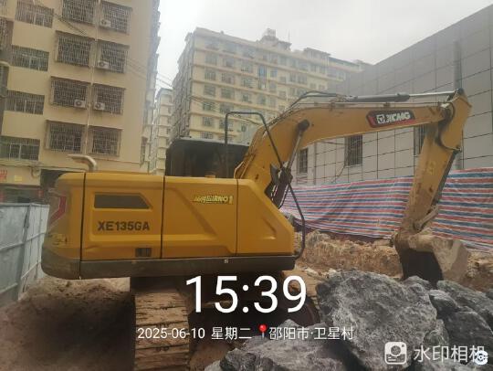 徐工XE135GA履帶式挖掘機