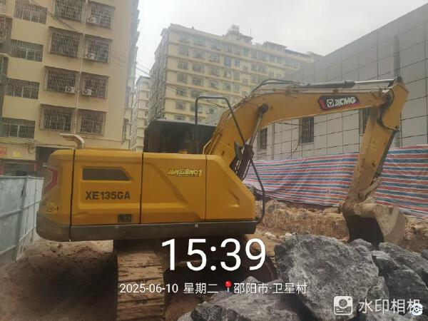 徐工XE135GA履帶式挖掘機