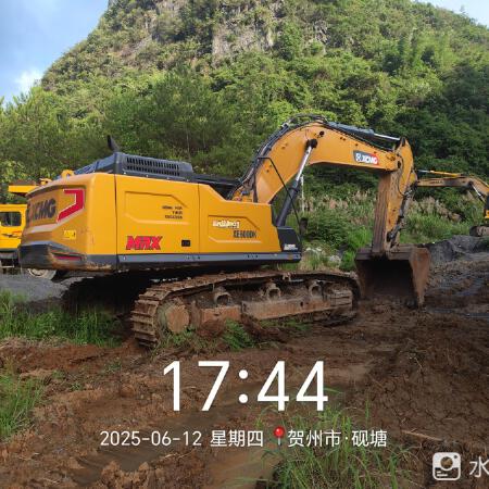 徐工XE600DKMAX履带式挖掘机