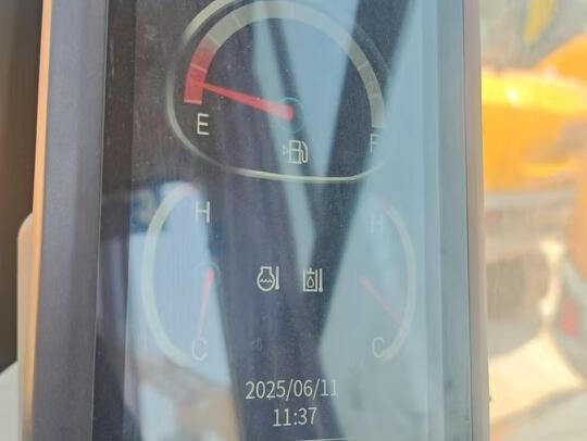 徐工XE60G履带式挖掘机