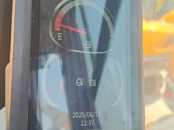 徐工XE60G履带式挖掘机