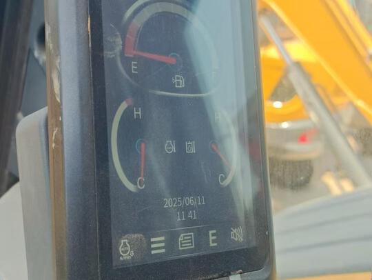 徐工XE60G履带式挖掘机