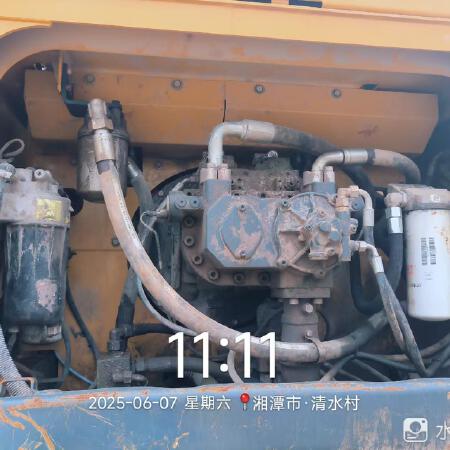 徐工XE600DKMAX履带式挖掘机