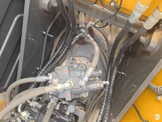 徐工XE135G履帶式挖掘機(jī)