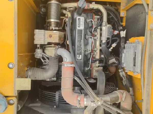 徐工XE135G履帶式挖掘機(jī)