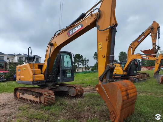 徐工XE135G履帶式挖掘機