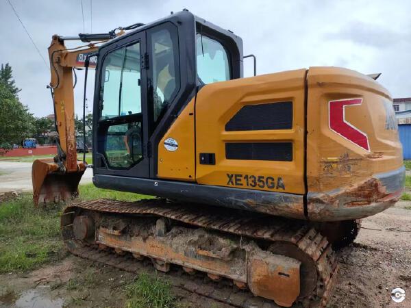徐工XE135G履帶式挖掘機