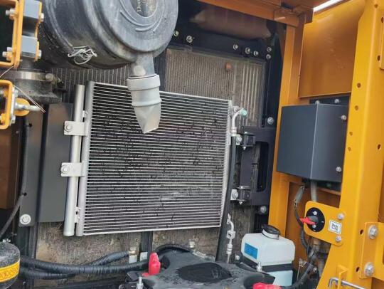 徐工XE135G履帶式挖掘機