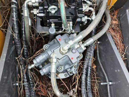 徐工XE135G履帶式挖掘機