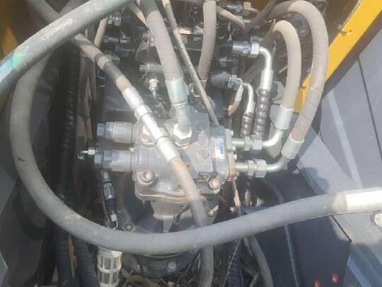 徐工XE135D履帶式挖掘機