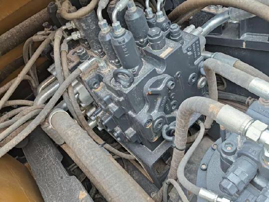 徐工XE380GK履帶式挖掘機