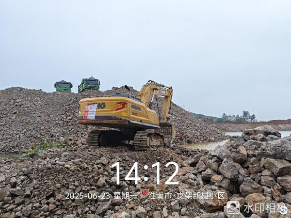 徐工XE380GK履帶式挖掘機