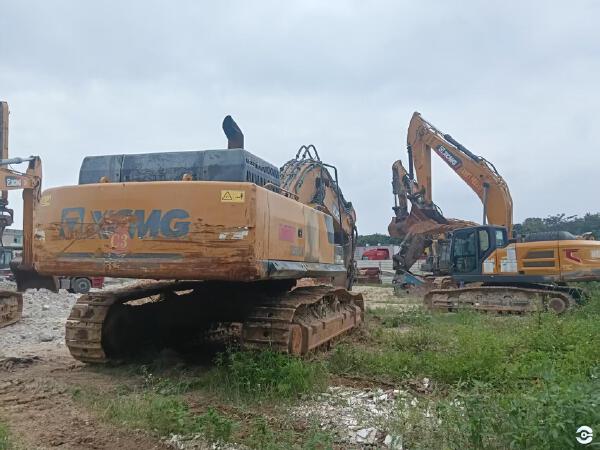 徐工XE550DK履帶式挖掘機