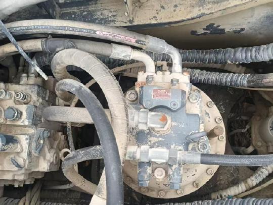 徐工XE550DK履帶式挖掘機