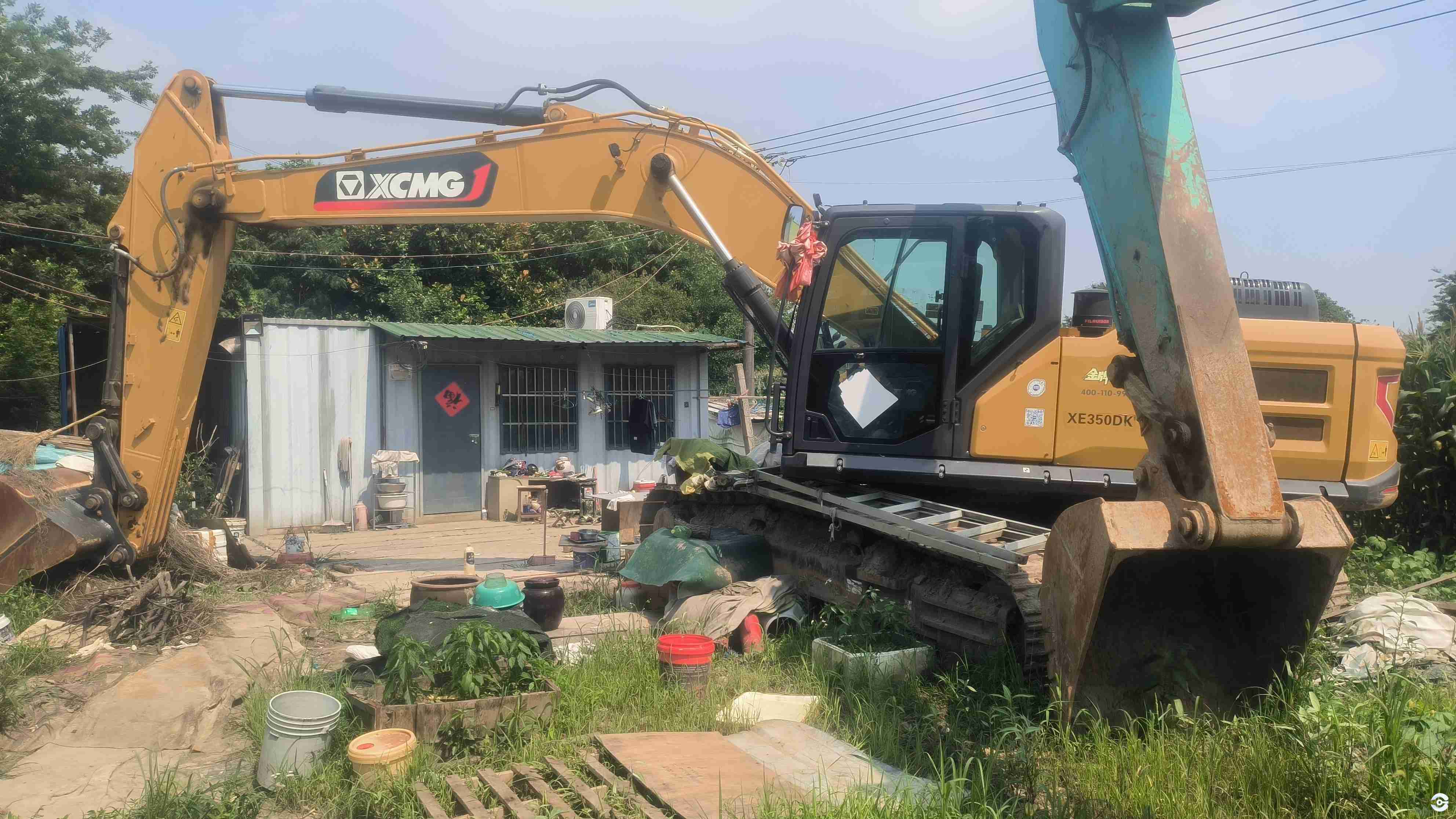 徐工XE270GK履帶式挖掘機