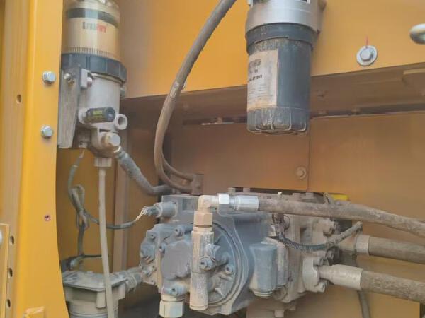 徐工XE135G履帶式挖掘機(jī)