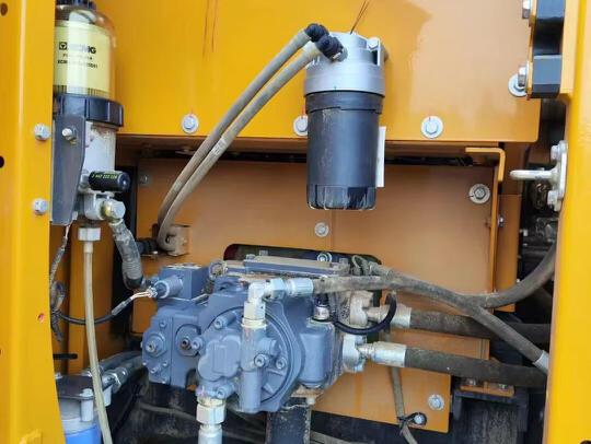 徐工XE135G履帶式挖掘機