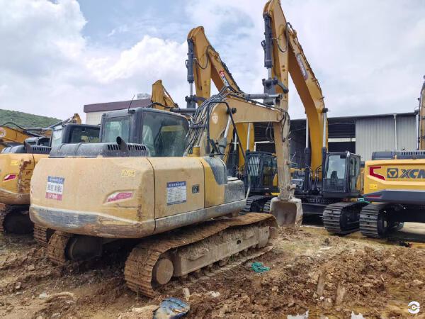 徐工XE135D履帶式挖掘機