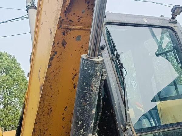 徐工XE75GH履帶式挖掘機