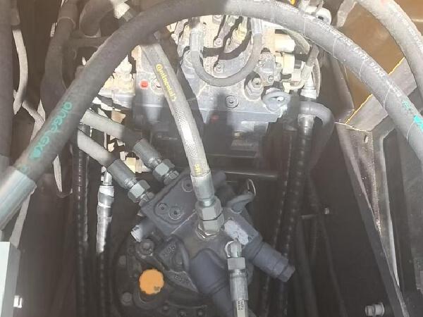 徐工XE155GA履帶式挖掘機