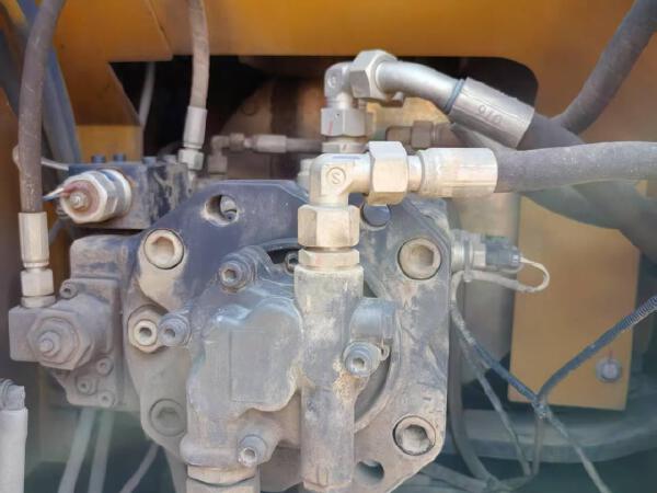 徐工XE135D履帶式挖掘機