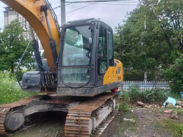 徐工XE135D履帶式挖掘機