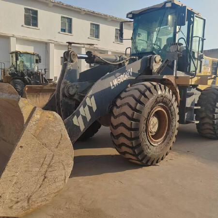 徐工LW500HV轮式装载机