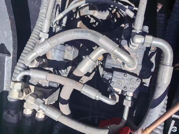 徐工XE600DKMAX履帶式挖掘機