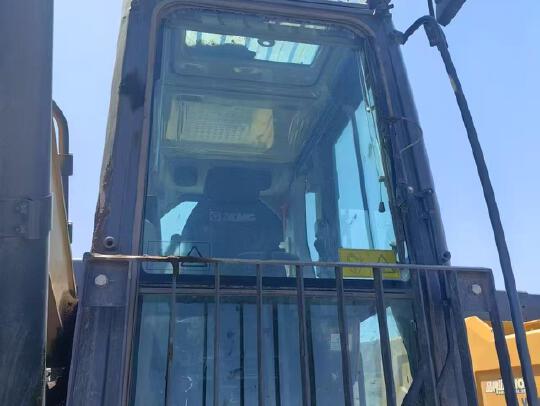 徐工XE600DKMAX履帶式挖掘機