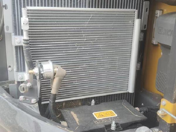 徐工XE60GA履帶式挖掘機
