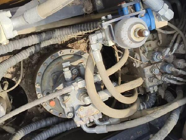 徐工XE550DK履帶式挖掘機