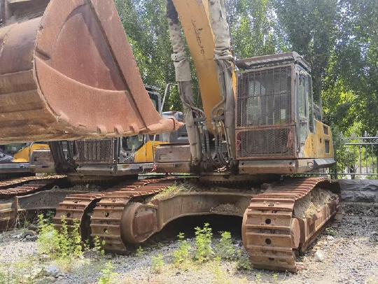 徐工XE550DK履帶式挖掘機