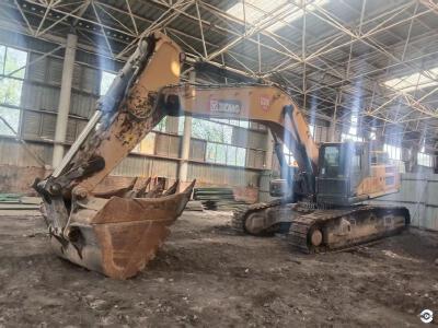 徐工XE550DK履帶式挖掘機