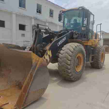 徐工LW500HV轮式装载机