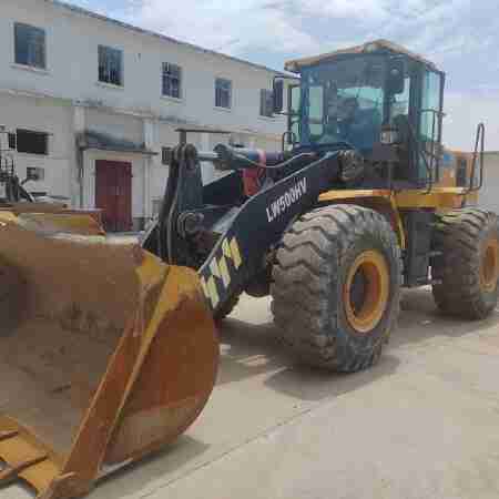 徐工LW500HV轮式装载机