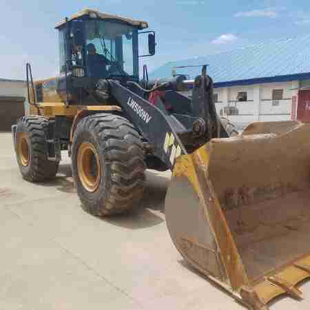 徐工LW500HV轮式装载机