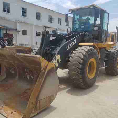 徐工LW500HV轮式装载机