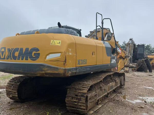 徐工XE305D履帶式挖掘機(jī)