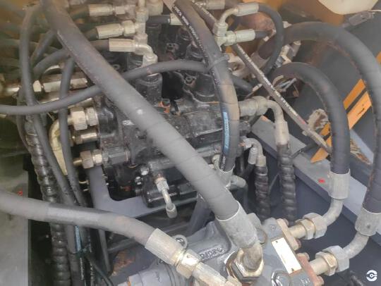 徐工XE135D履帶式挖掘機