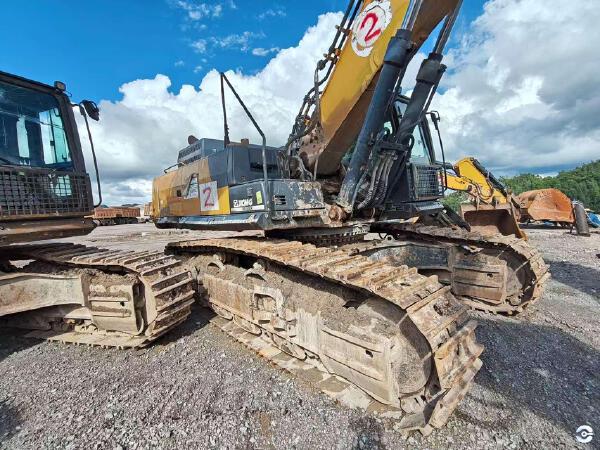 徐工XE490DK履帶式挖掘機