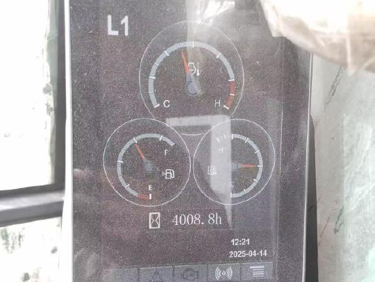 徐工XE370D履帶式挖掘機
