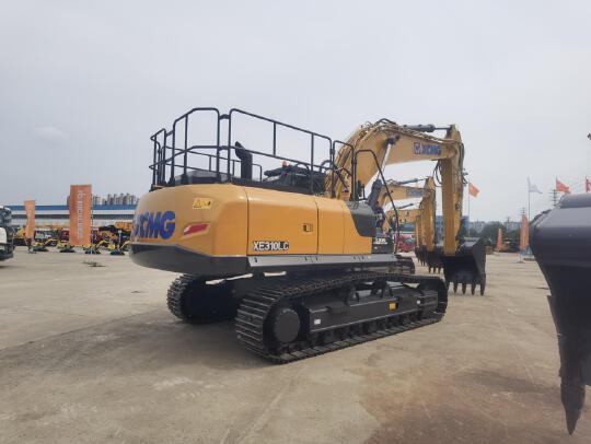 徐工XE310LC履帶式挖掘機