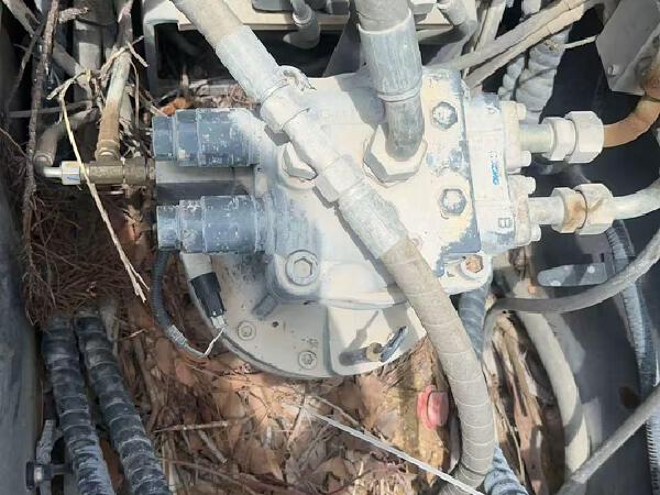 徐工XE135D履帶式挖掘機