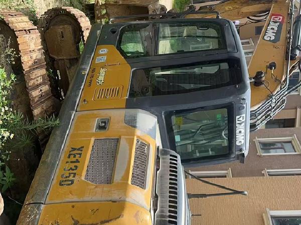 徐工XE135D履帶式挖掘機