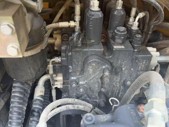 徐工XE370D履帶式挖掘機