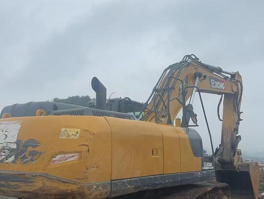 徐工XE370D履帶式挖掘機