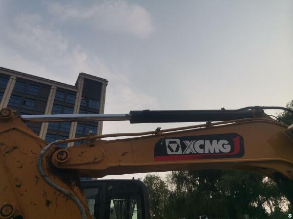 徐工XE60GA履帶式挖掘機