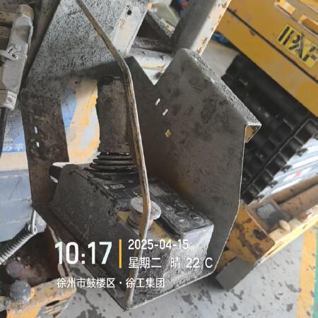 徐工GTJZ1212剪叉式高空作业平台