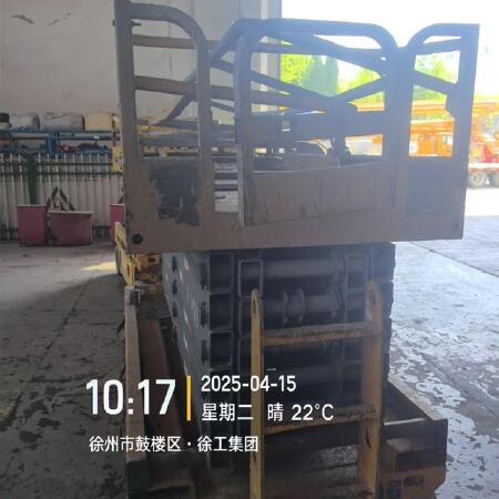 徐工GTJZ1212剪叉式高空作业平台
