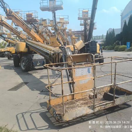 徐工GTBZ38S直臂式高空作业车